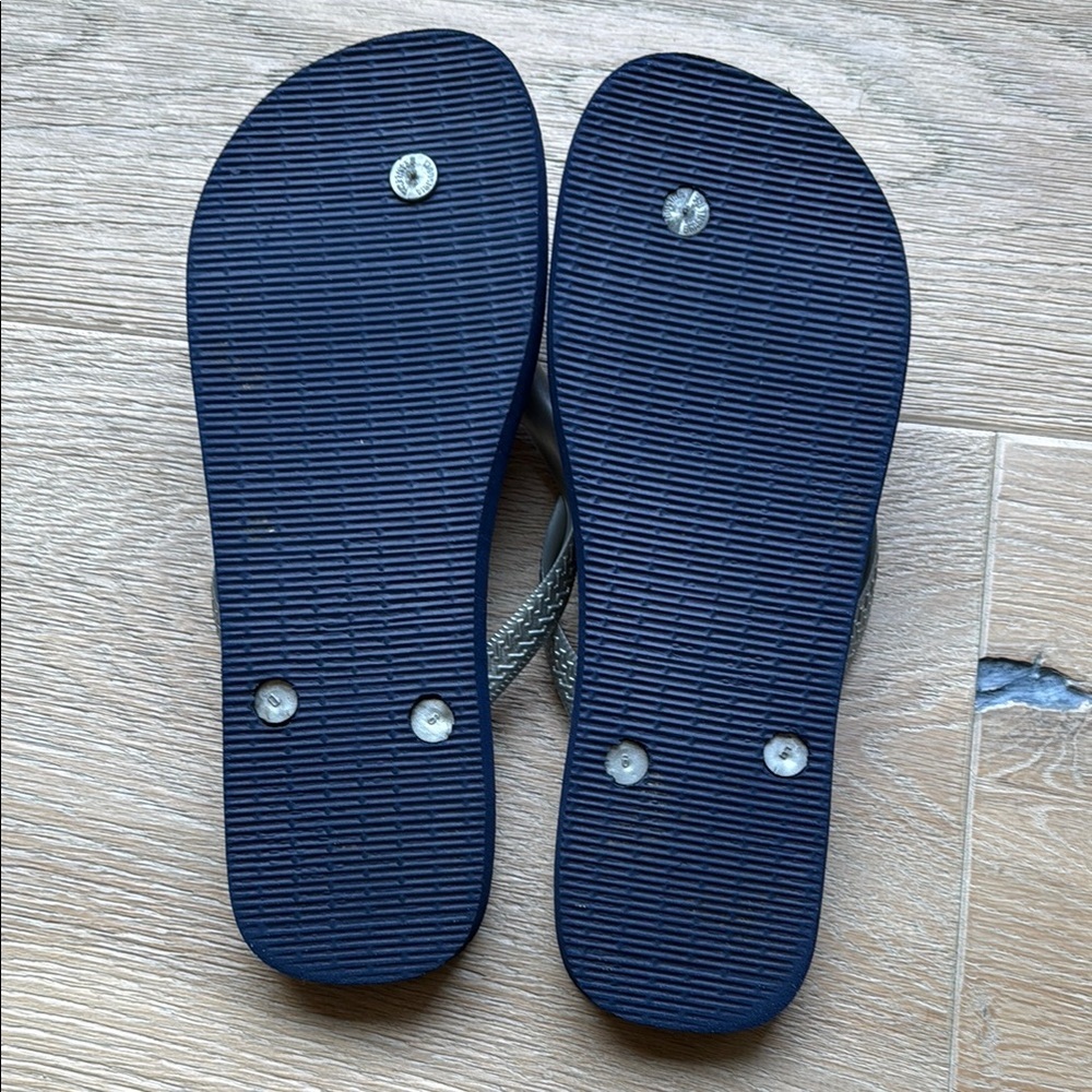 Havaianas Navy and Metallic Flip Flops - Picture 3 of 3